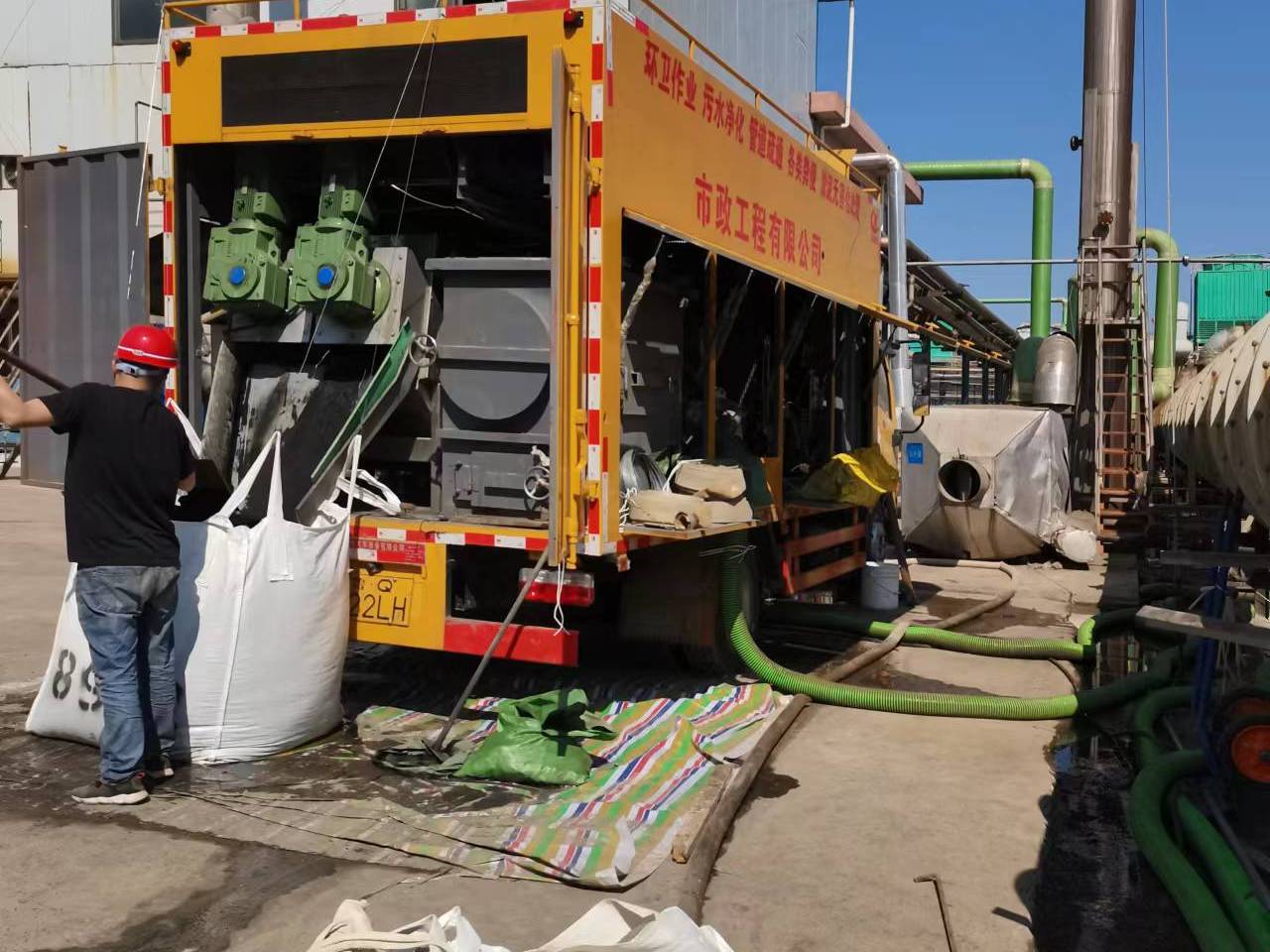 涞源淤泥压干处理